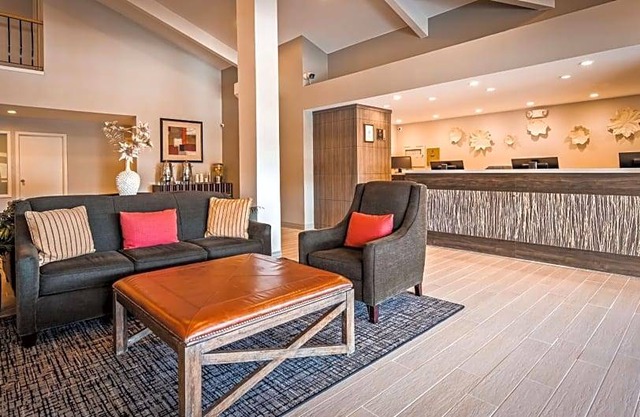 3-Star Hotel ∙ Best Western Plus Executive Inn