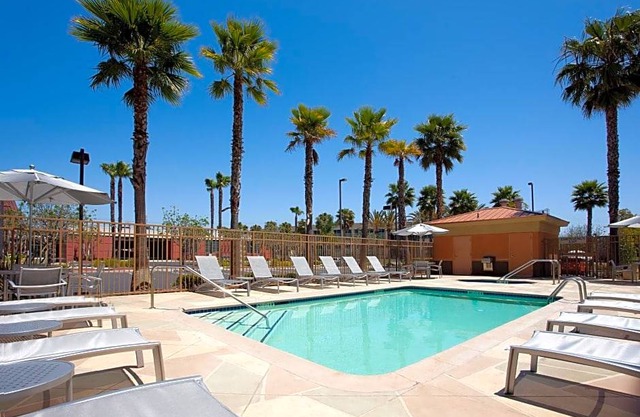 3-Star Hotel ∙ SpringHill Suites Los Angeles LAX/Manhattan Beach