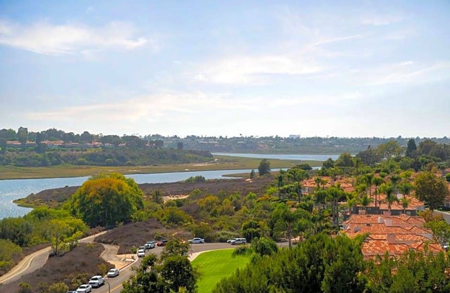 3-Star Hotel ∙ Newport Beach Marriott Bayview