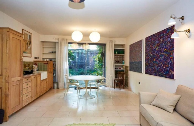 Amazing spacious flat in Clerkenwell