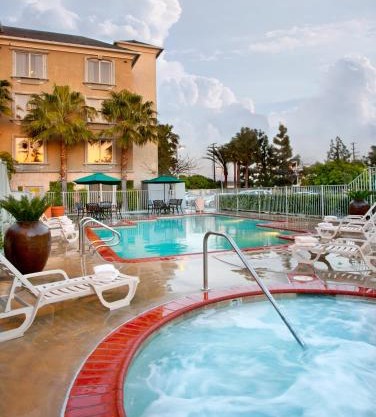 Ayres Hotel 
