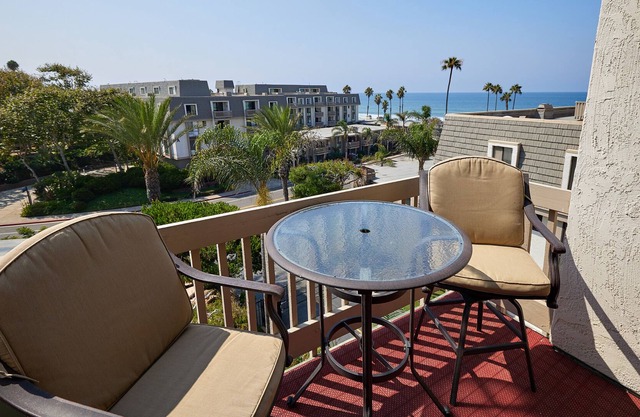 B-326 | Oceanside Beach Penthouse with Ocean Views