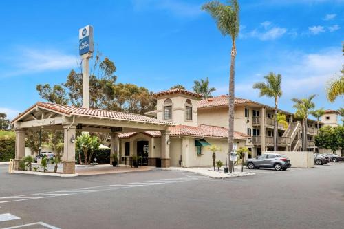 Chula Valley Hotel 