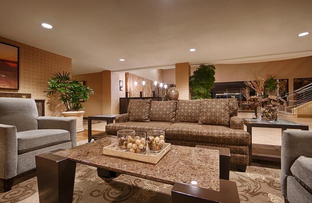 Best Western Plus Bayside Hotel