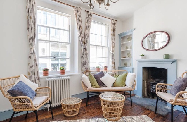 Charming 3Bed House w/Private Terrace in Shoreditch
