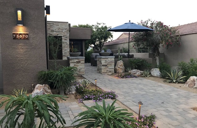 Completely Remodeled 3 Bedroom Home In Ironwood Country Club
