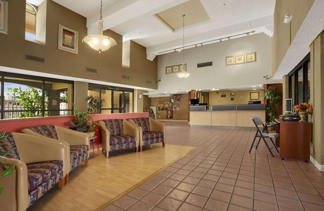 Days Inn by Wyndham Buena Park