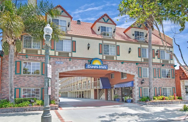 Days Inn by Wyndham Los Angeles LAX/Redondo/Manhattan Beach