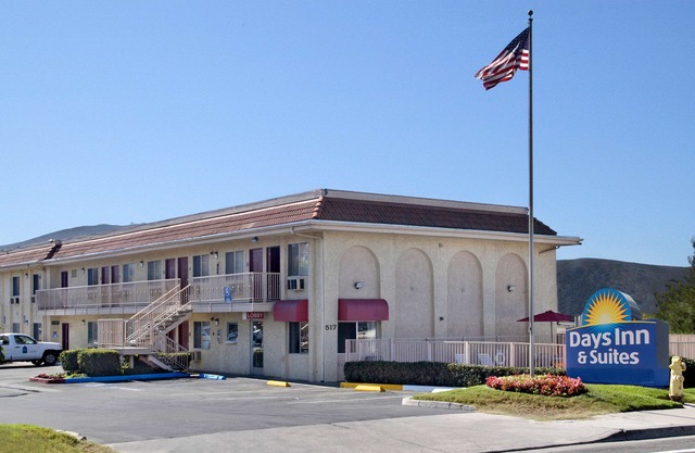 Days Inn by Wyndham San Marcos
