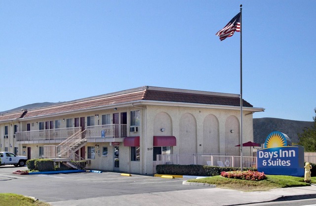 Days Inn by Wyndham San Marcos