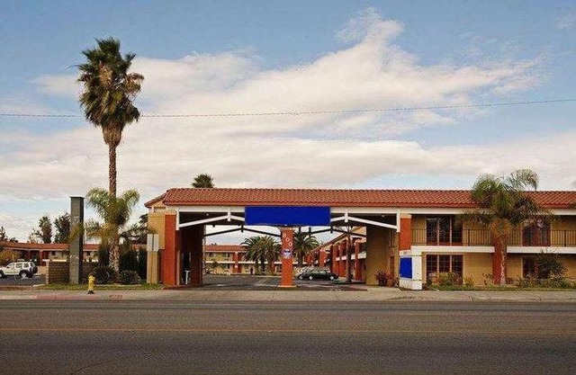 Days Inn