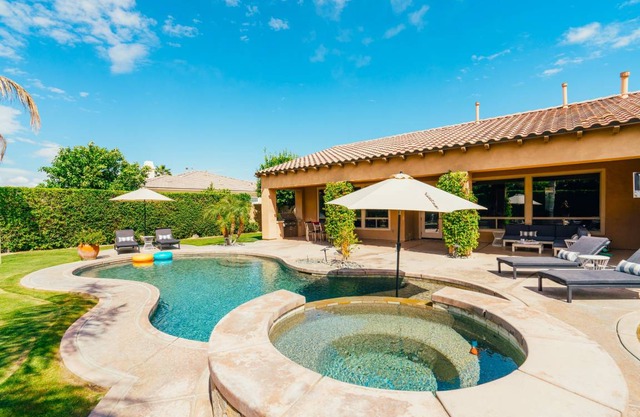 Desert Grove by AvantStay Warm Spacious Home w/ Incredible Yard & Pool