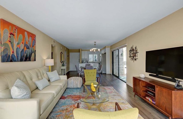 Donald Wexler Design Condo in Central Palm Springs
