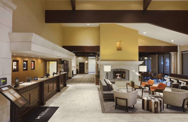 DoubleTree by Hilton Ontario Airport