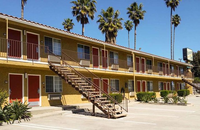 Economy Inn Motel