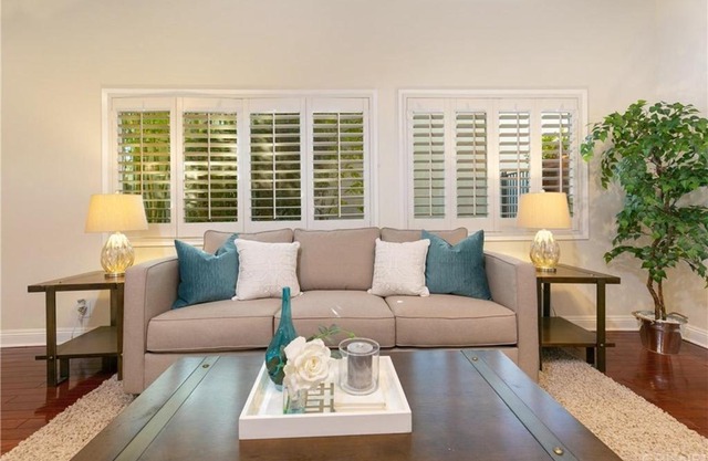 Encino Hills View Home