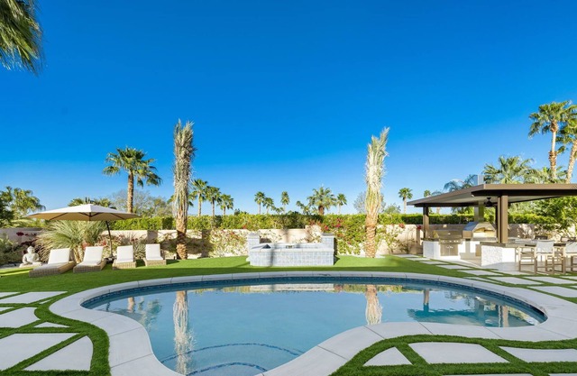 La Bella Vida Retreat 