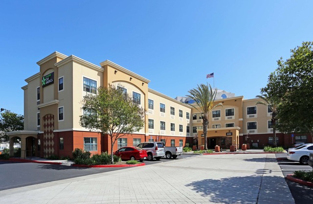 Extended Stay America Suites - Orange County - Huntington Beach