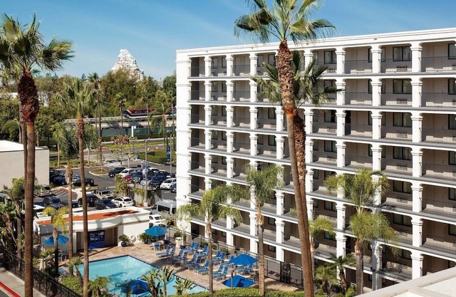 Fairfield by Marriott Anaheim Resort