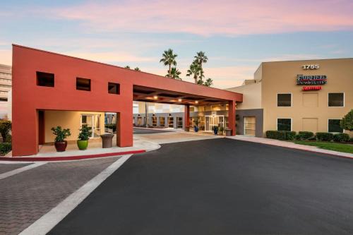 Fairfield Inn 