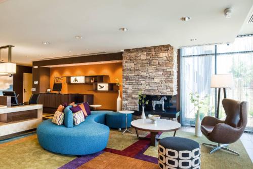 Fairfield Inn 