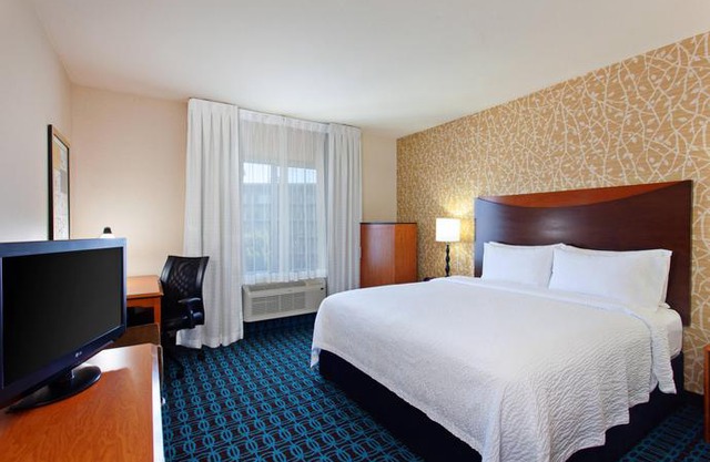 Fairfield Inn & Suites - Los Angeles West Covina