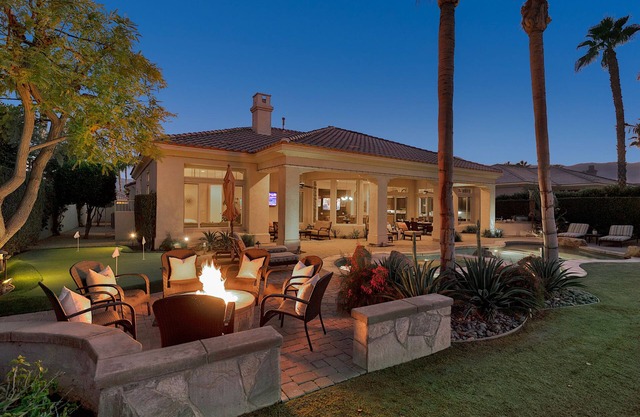 FALL FLASH SALE -Luxe Pool, Misters Firepit Lounge & Billiards