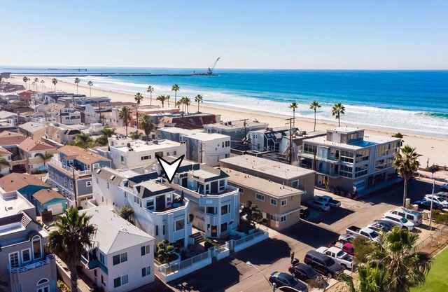 FAMILY OCEAN VIEW IN AMAZING MISSION BEACH, STEPS TO BEACH, PARKING, SLEEPS 8