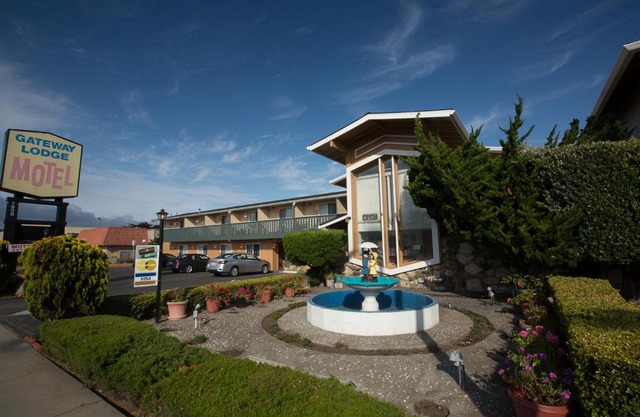 Gateway Lodge
