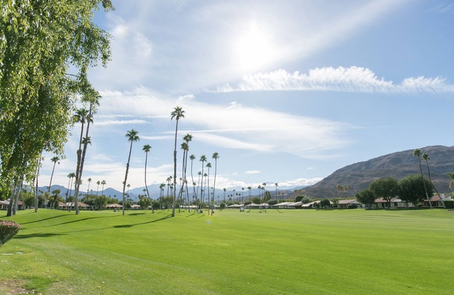 Great Location with View, Walk To Restaurants & Omni Resort.