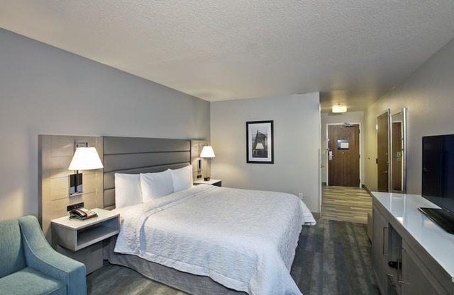 Hampton Inn & Suites Hermosa Beach