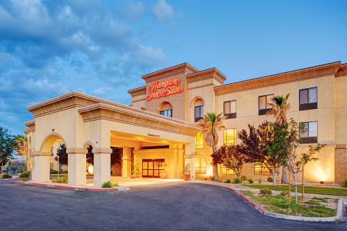 Hampton Inn Suites Lancaster 