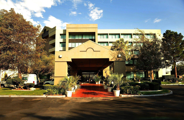 Holiday Inn Palmdale-Lancaster, an Ihg Hotel
