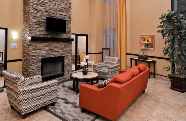 Hotel Chino Hills