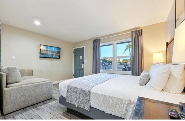 Hotel Point Loma 