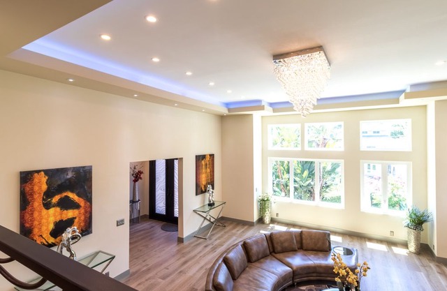 Huge Tri Level Hollywood Hills home