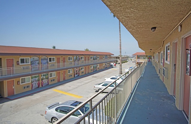 Los Angeles Inn & Suites - LAX