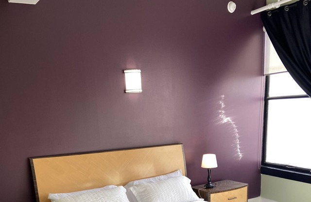 Lovely DT Los Angeles private bedroom In loft.