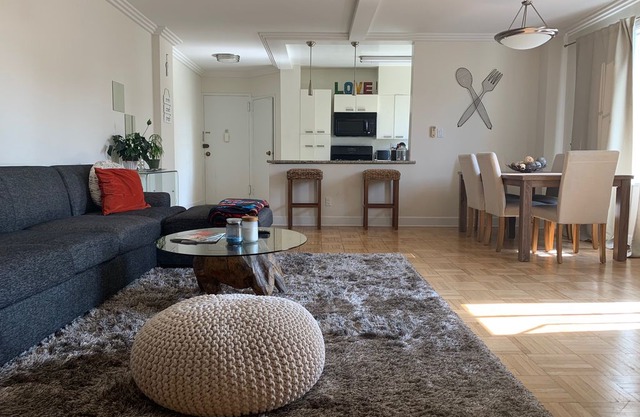Luxurious & Central apartment by the GROVE