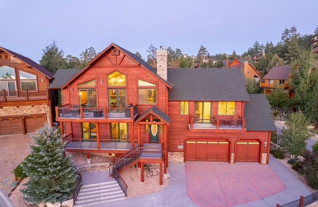 Miller's Windsong Retreat - Stay 3 nights pay 2.