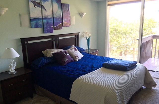 Ocean View, Tropical Paradise, Recently Refurnished.