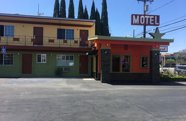 Orange Villa Park Motel