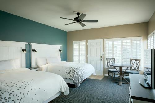 Pacific Shores Inn 