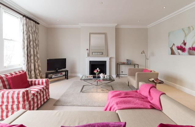 Palace Gardens Terrace -