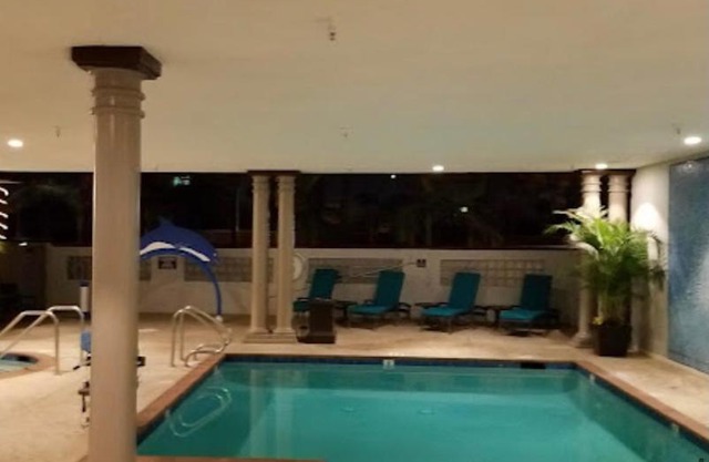 Peacock Suites