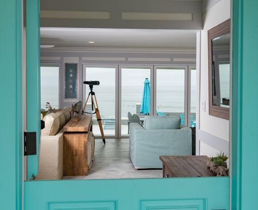 Retro Sea Cottage 180' OCEAN FRONT PANORAMIC VIEW