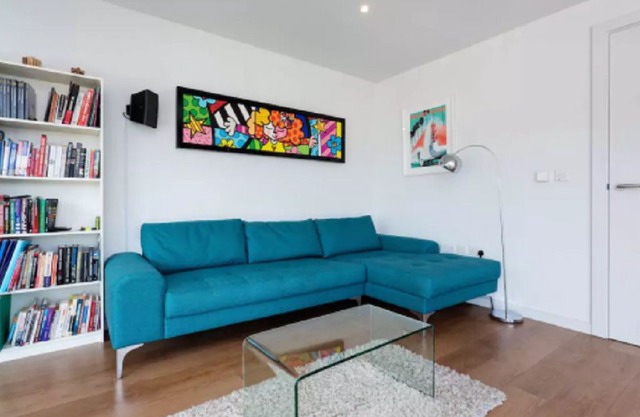Riverside Apartment Battersea