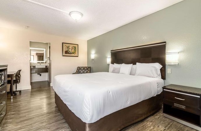 Rodeway Inn Barstow