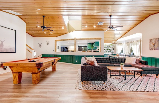 Spacious home w/deck, fire pit, pool table, & wood-burning stove - near slopes