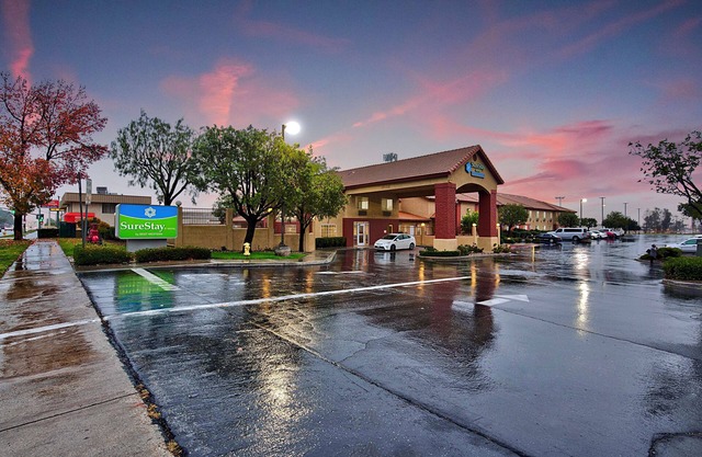 SureStay Hotel by Best Western Fontana